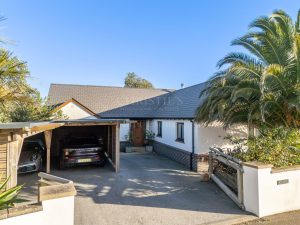 Contemporary Bungalow In Park Estate