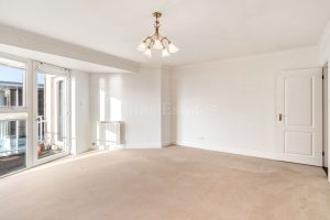 TWO BEDROOM SEASIDE APARTMENT