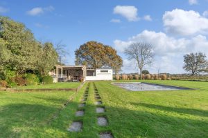 DETACHED COUNTRY HOME WITH LAND