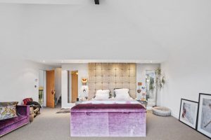 DETACHED COUNTRY HOME WITH LAND