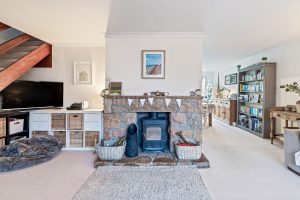 Great Family Home With South Facing Garden