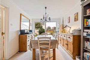 Great Family Home With South Facing Garden