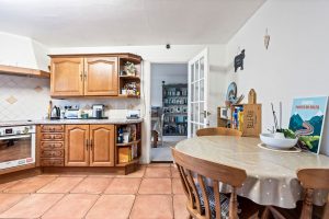 Great Family Home With South Facing Garden