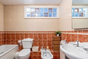 Great Family Home With South Facing Garden