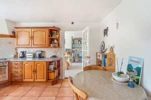 Great Family Home With South Facing Garden