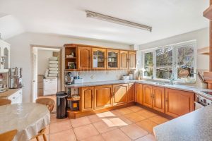 Great Family Home With South Facing Garden