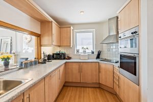 Penthouse beach front apartment with sea views