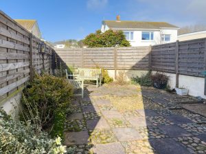 Great Family Home With South Facing Garden