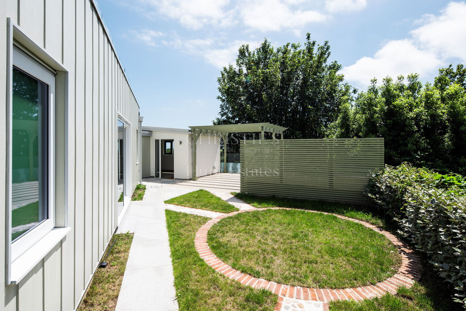 3 Bedroom Single Family Home/House's Image 46