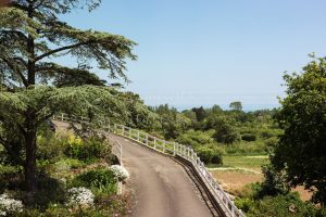 STYLISH HOME WITH COUNTRY & SEA VIEWS
