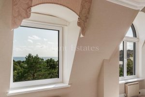 Penthouse Apartment In St. Brelade's Bay