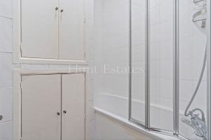 One bedroom ground floor apartment with communal courtyard