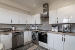 Two-Bedroom Purpose-Built Apartment With Parking