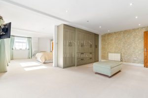 Detached Granite Home in St. Ouen