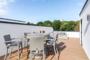 THREE BEDROOM LUXURY TOWNHOUSE