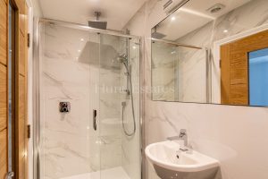 THREE BEDROOM LUXURY TOWNHOUSE