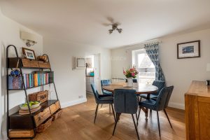 Cottage Style Four Bedroom House With Sunny Aspect Garden&nbsp;