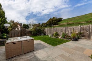 Cottage Style Four Bedroom House With Sunny Aspect Garden&nbsp;