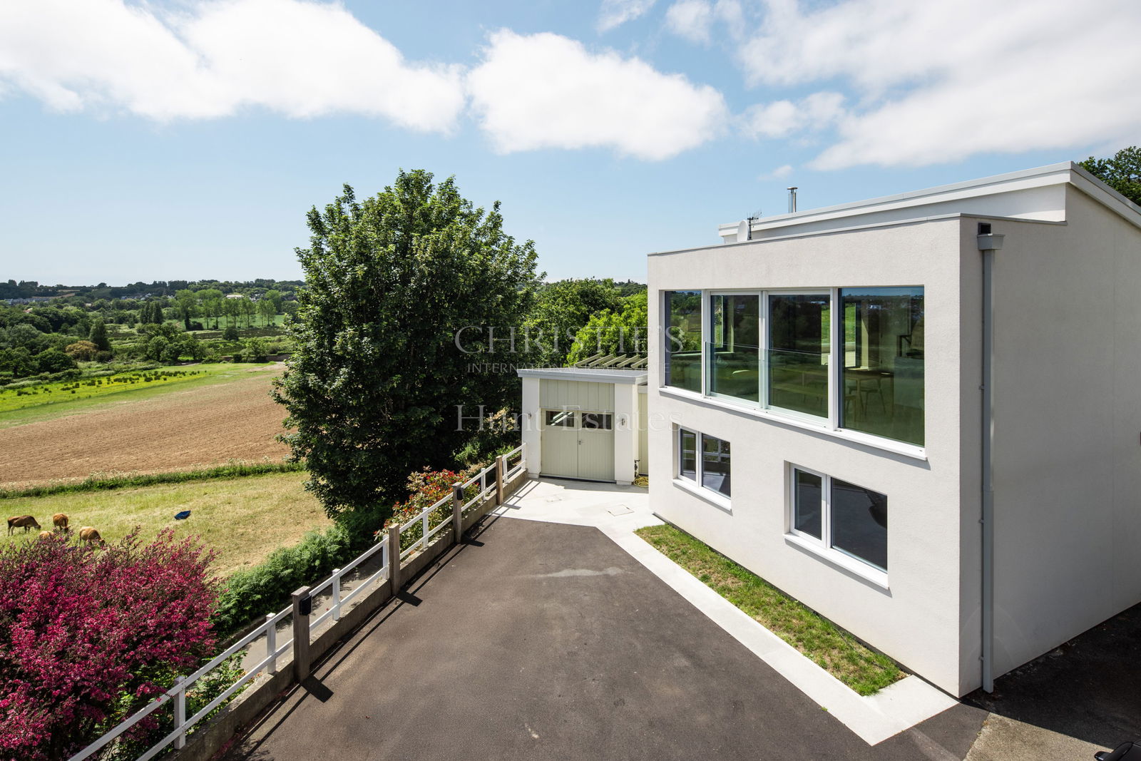 3 Bedroom Single Family Home/House's Image 57