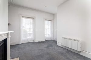 Light and airy two bedroom apartment in a quiet location