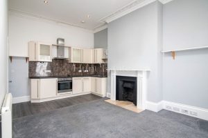 Light and airy two bedroom apartment in a quiet location