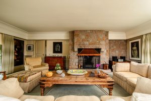 Detached Bungalow Offering Space And Privacy Within An Extensive Plot