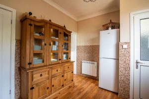 Spacious bungalow with sea views