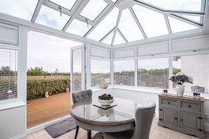 Spacious bungalow with sea views