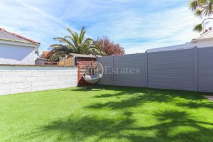 Charming Three-Bedroom Bungalow on Spacious Plot