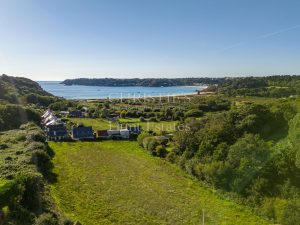 BEAUTIFUL DETACHED HOME WITH SEA VIEWS ACROSS OUAISNE BAY
