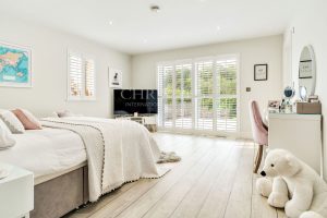 BEAUTIFUL DETACHED HOME WITH SEA VIEWS ACROSS OUAISNE BAY