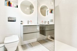 BEAUTIFUL DETACHED HOME WITH SEA VIEWS ACROSS OUAISNE BAY