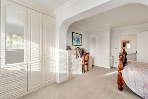 Immaculate home opposite the beach near Le Hocq