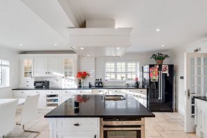 Immaculate home opposite the beach near Le Hocq