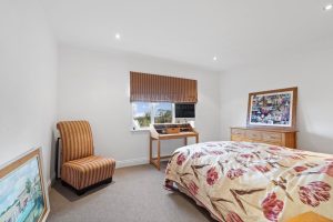 DETACHED COUNTRY HOME WITH LAND