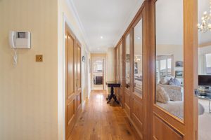 Penthouse Apartment Set in Picturesque Location with Sea Views