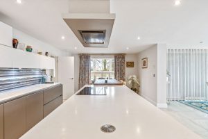 Large Family Home In Outstanding, Walk In Condition