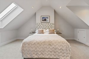 Large Family Home In Outstanding, Walk In Condition