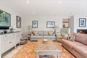 Large Family Home In Outstanding, Walk In Condition