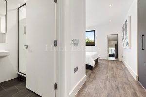 Exceptional High Spec Two Bedroom Apartment At Portelet