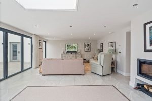 Large Family Home In Outstanding, Walk In Condition