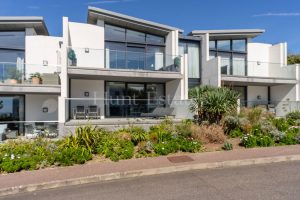 Exceptional High Spec Two Bedroom Apartment At Portelet