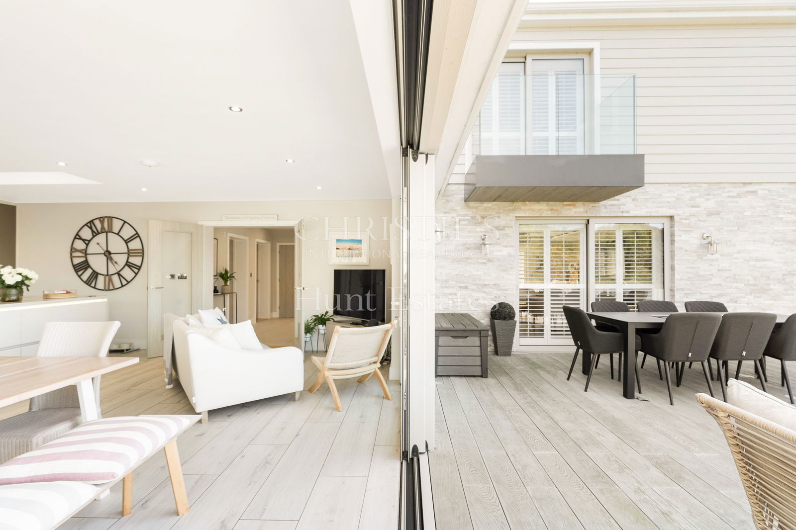 4 Bedroom Single Family Home/House's Image 9