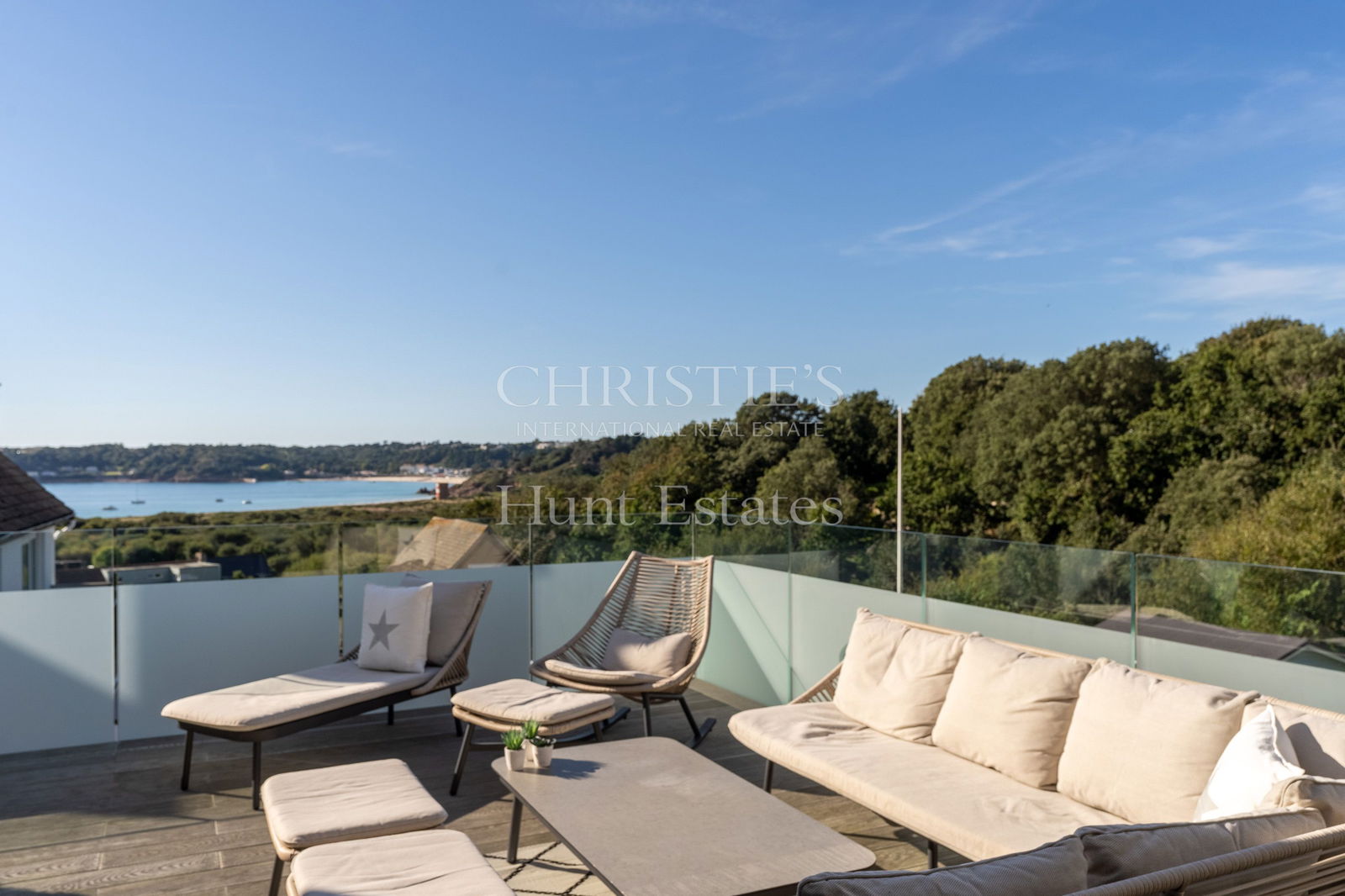 4 Bedroom Single Family Home/House's Image 11