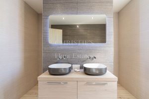 BEAUTIFUL DETACHED HOME WITH SEA VIEWS ACROSS OUAISNE BAY