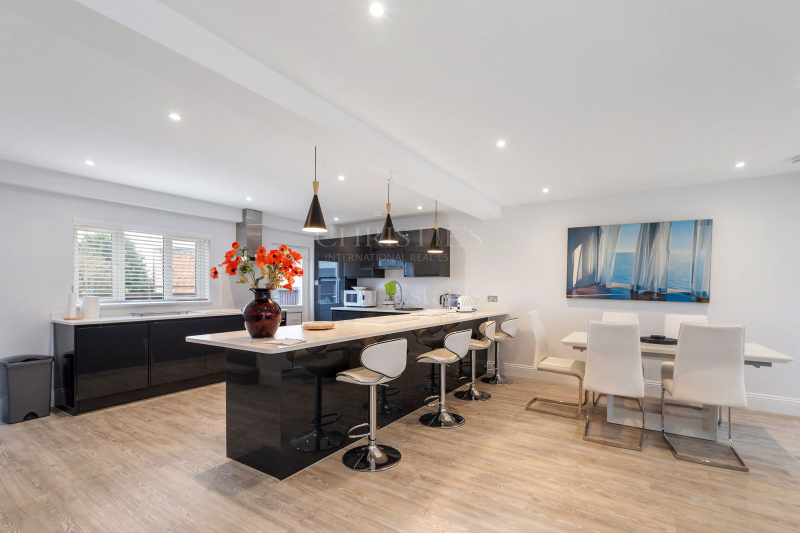 5 Bedroom Single Family Home/House's Image 44