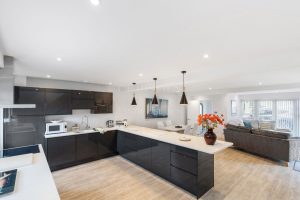 Immaculate home opposite the beach near Le Hocq