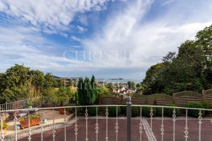 Large Family Property With Views To Elizabeth Castle