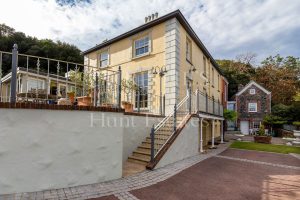 Large Family Property With Views To Elizabeth Castle