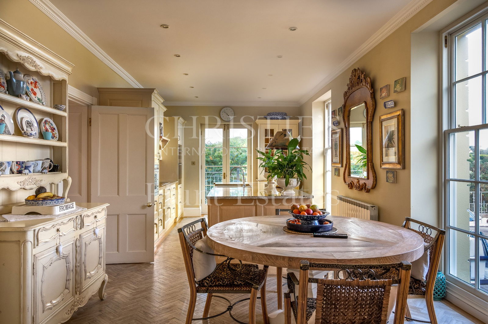 4 Bedroom Single Family Home/House's Image 10